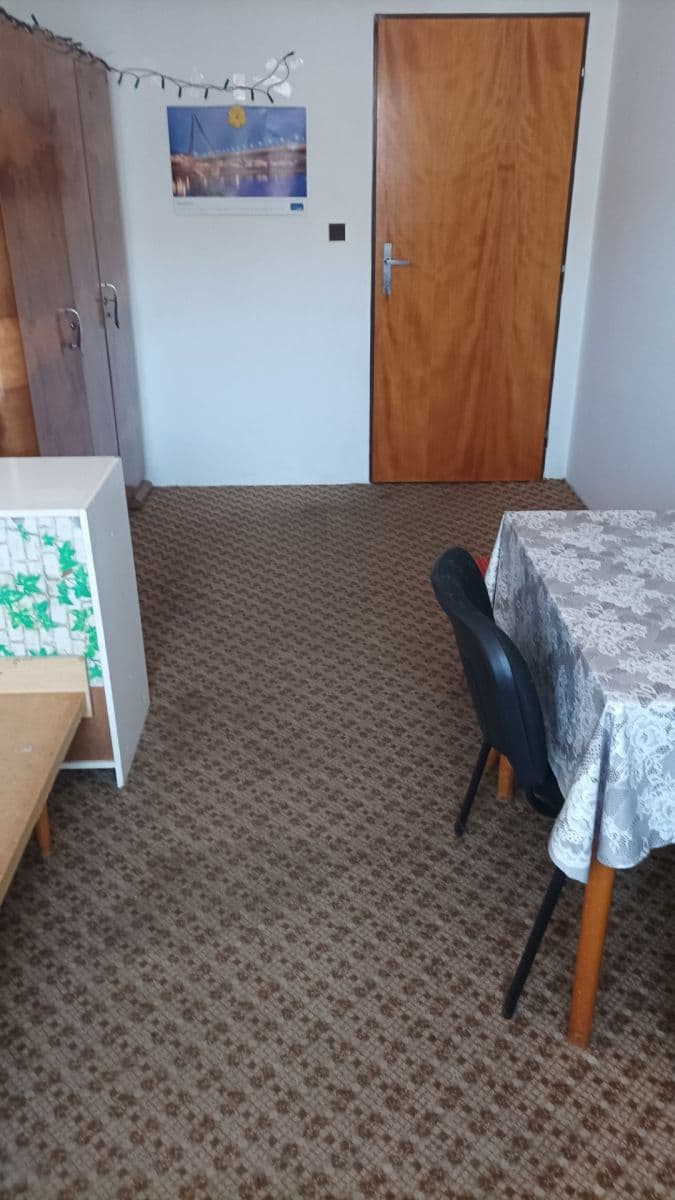 Pronájem bytu 1+kk 20 m², Příčná, Přelouč, Pardubický kraj Pronájem bytu 1+kk 20 m², Příčná, Přelouč, Pardubický kraj