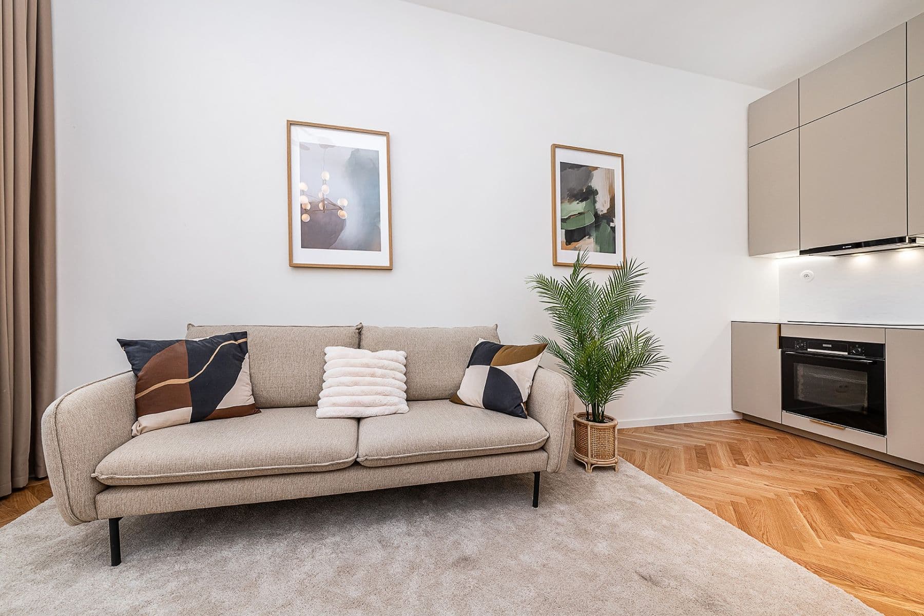 Prodej bytu 2+kk 54 m², Chodská, Praha, Praha Prodej bytu 2+kk 54 m², Chodská, Praha, Praha
