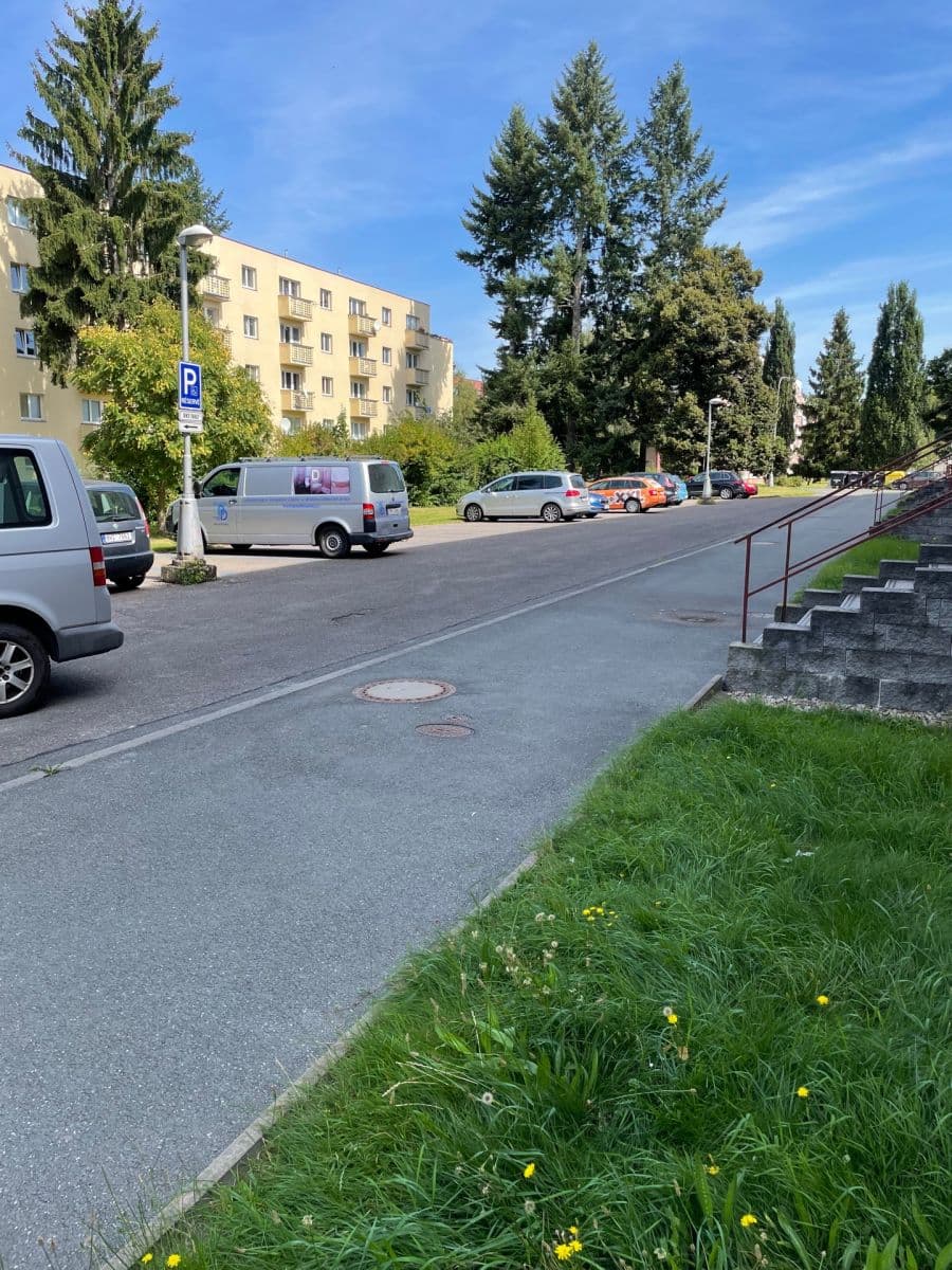 Prodej bytu 3+1 72 m², Labská kotlina, Hradec Králové, Královéhradecký kraj Prodej bytu 3+1 72 m², Labská kotlina, Hradec Králové, Královéhradecký kraj