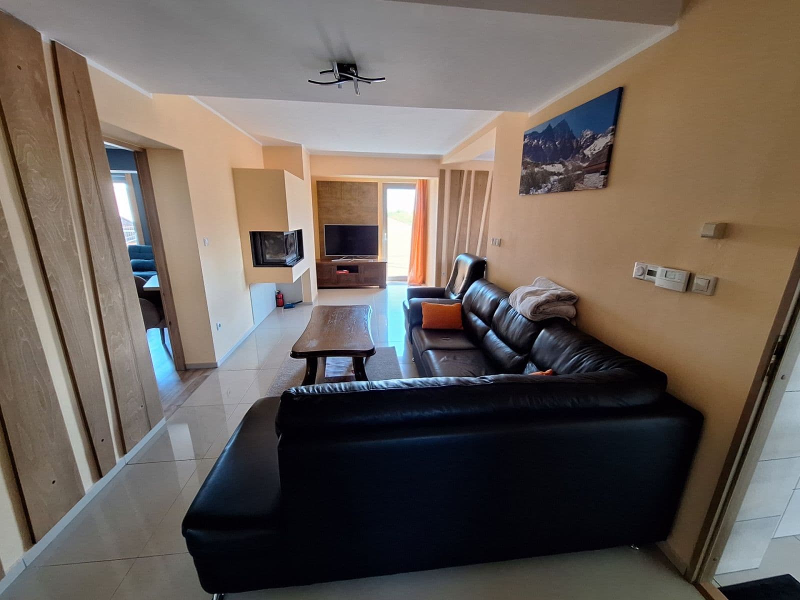 Prodej domu 318 m², pozemek 631 m², Lazná, Liptovský Mikuláš, Žilinský kraj Prodej domu 318 m², pozemek 631 m², Lazná, Liptovský Mikuláš, Žilinský kraj