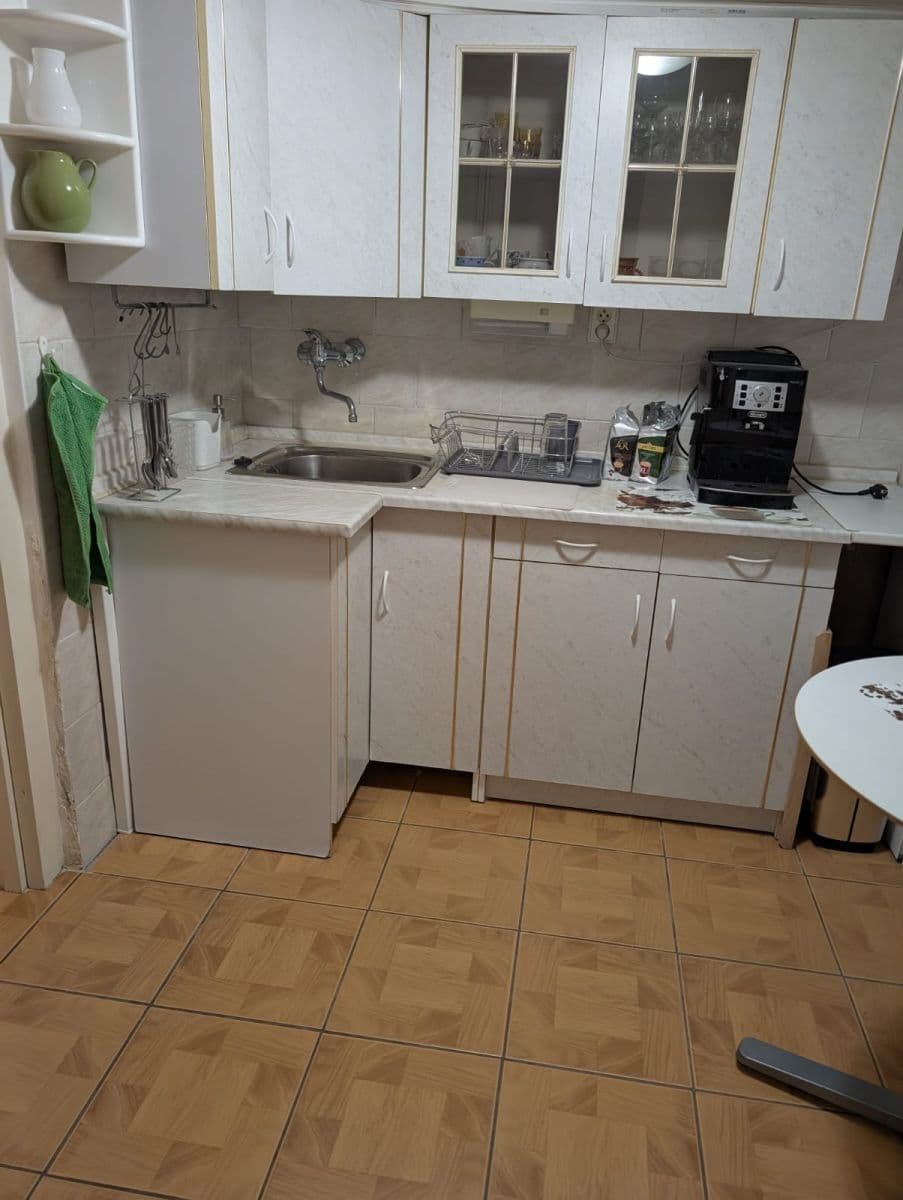 Pronájem bytu 2+kk 43 m², Kamencová, Praha, Praha Pronájem bytu 2+kk 43 m², Kamencová, Praha, Praha