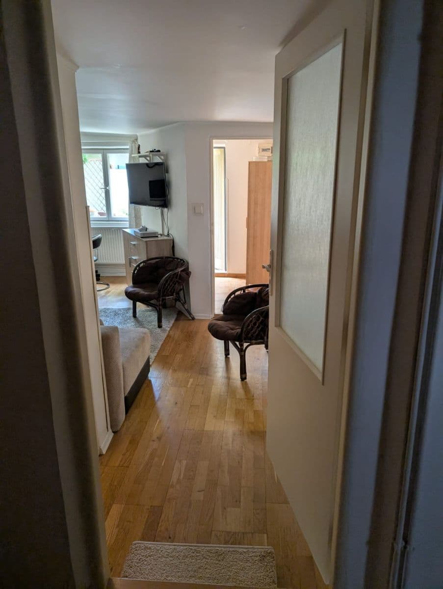 Pronájem bytu 2+kk 43 m², Kamencová, Praha, Praha Pronájem bytu 2+kk 43 m², Kamencová, Praha, Praha