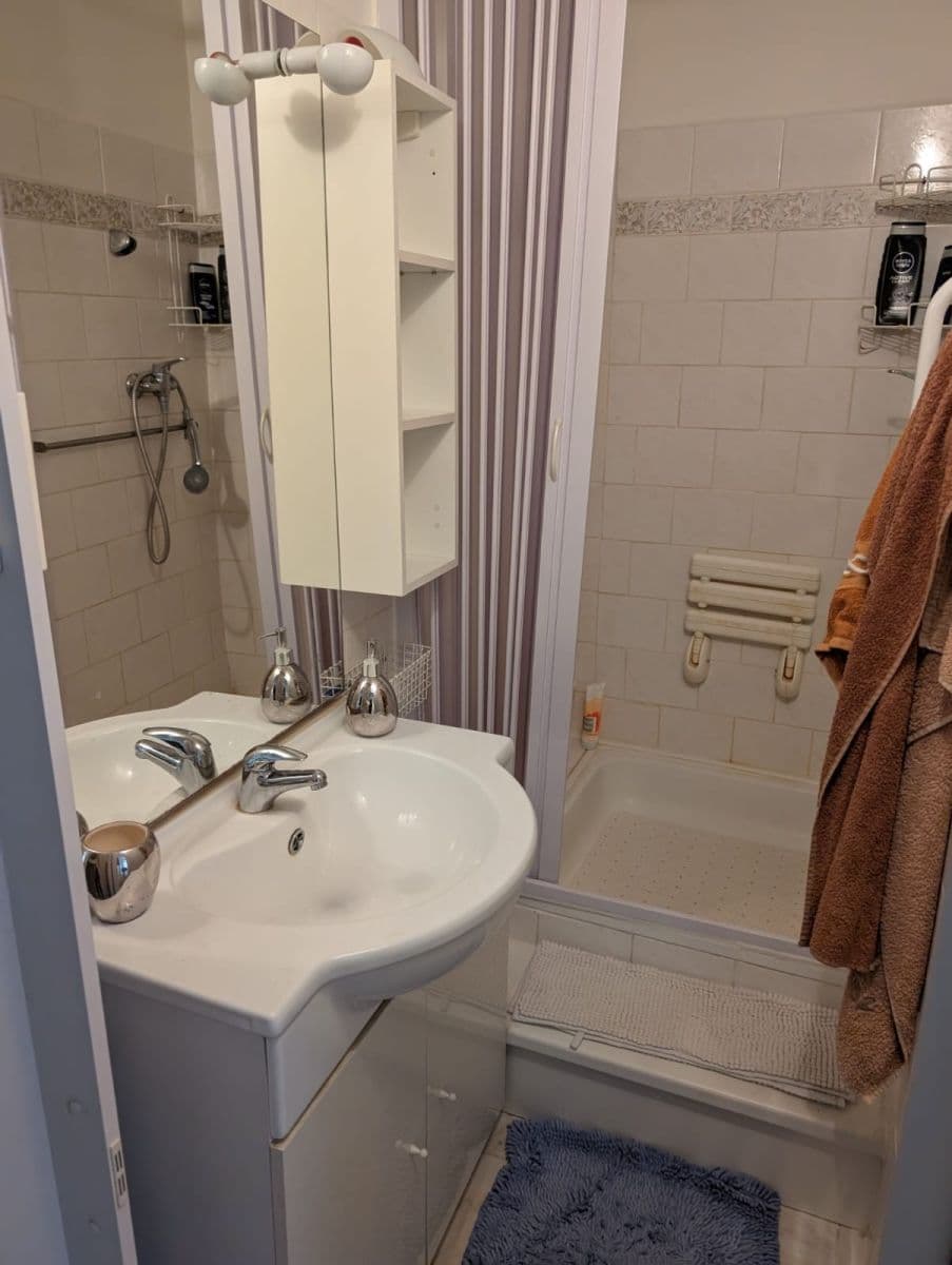 Pronájem bytu 2+kk 43 m², Kamencová, Praha, Praha Pronájem bytu 2+kk 43 m², Kamencová, Praha, Praha