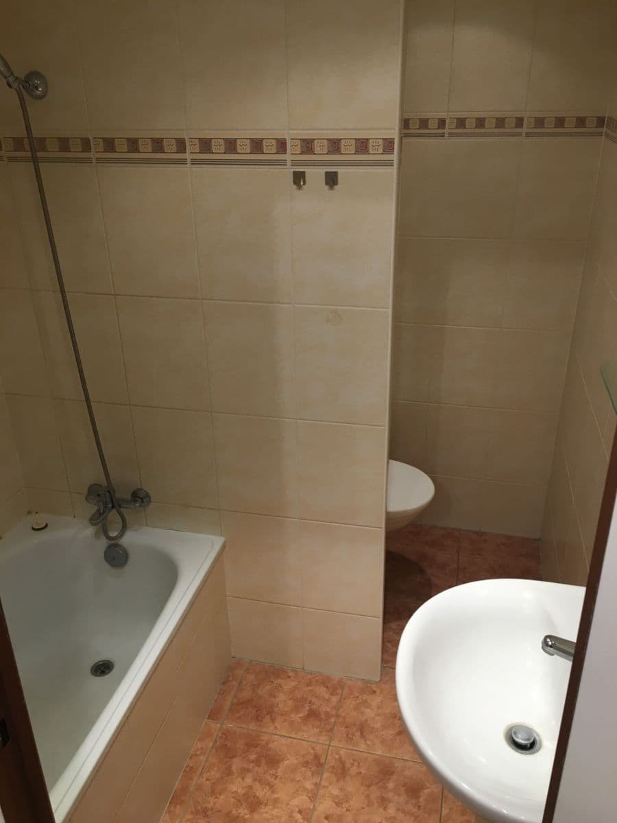 Pronájem bytu 1+kk 30 m², Jana Masaryka, Hradec Králové, Královéhradecký kraj Pronájem bytu 1+kk 30 m², Jana Masaryka, Hradec Králové, Královéhradecký kraj