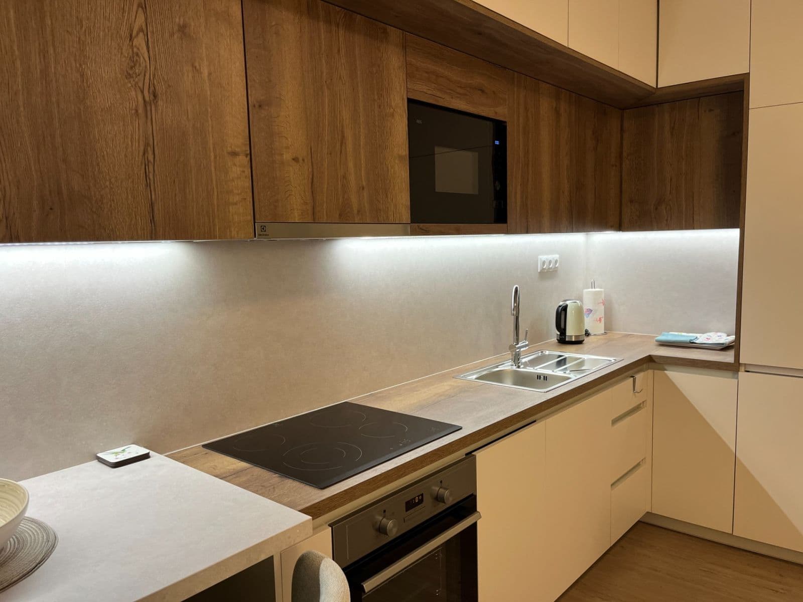 Pronájem bytu 2+kk 40 m², Tlustého, Praha, Praha Pronájem bytu 2+kk 40 m², Tlustého, Praha, Praha