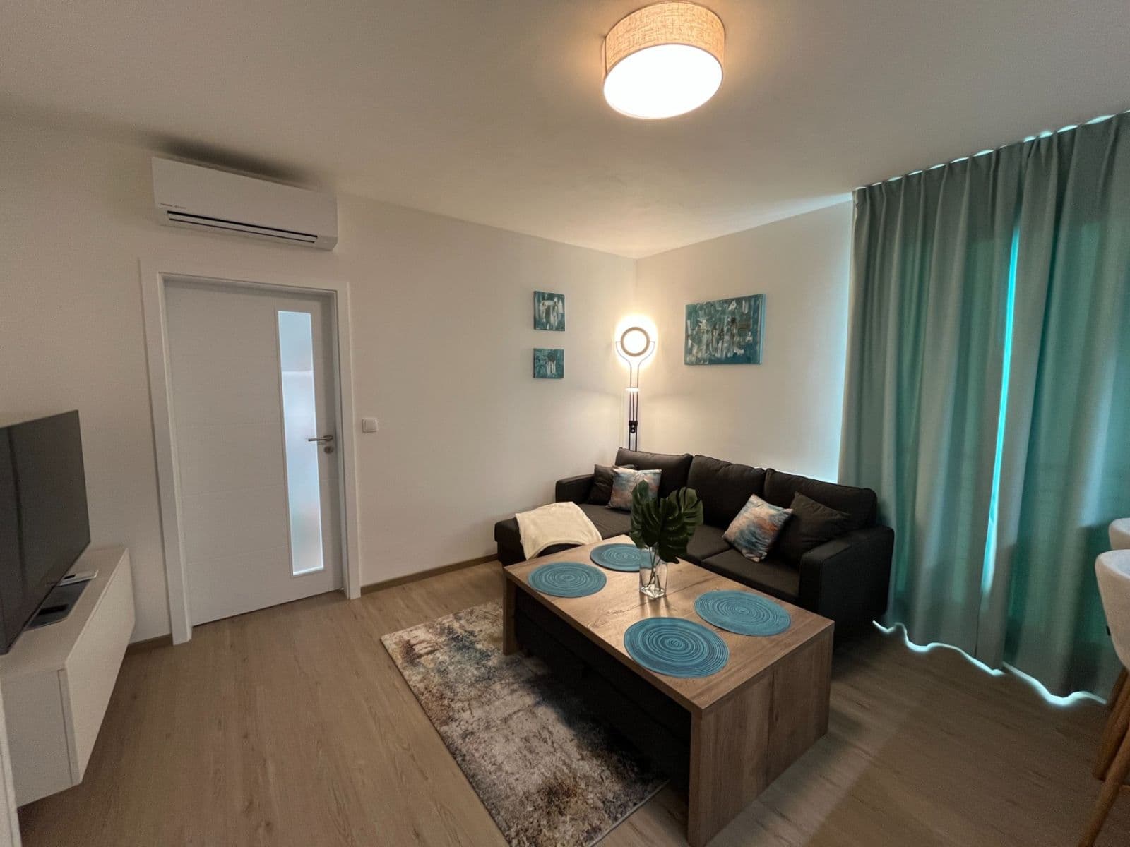 Pronájem bytu 2+kk 40 m², Tlustého, Praha, Praha Pronájem bytu 2+kk 40 m², Tlustého, Praha, Praha