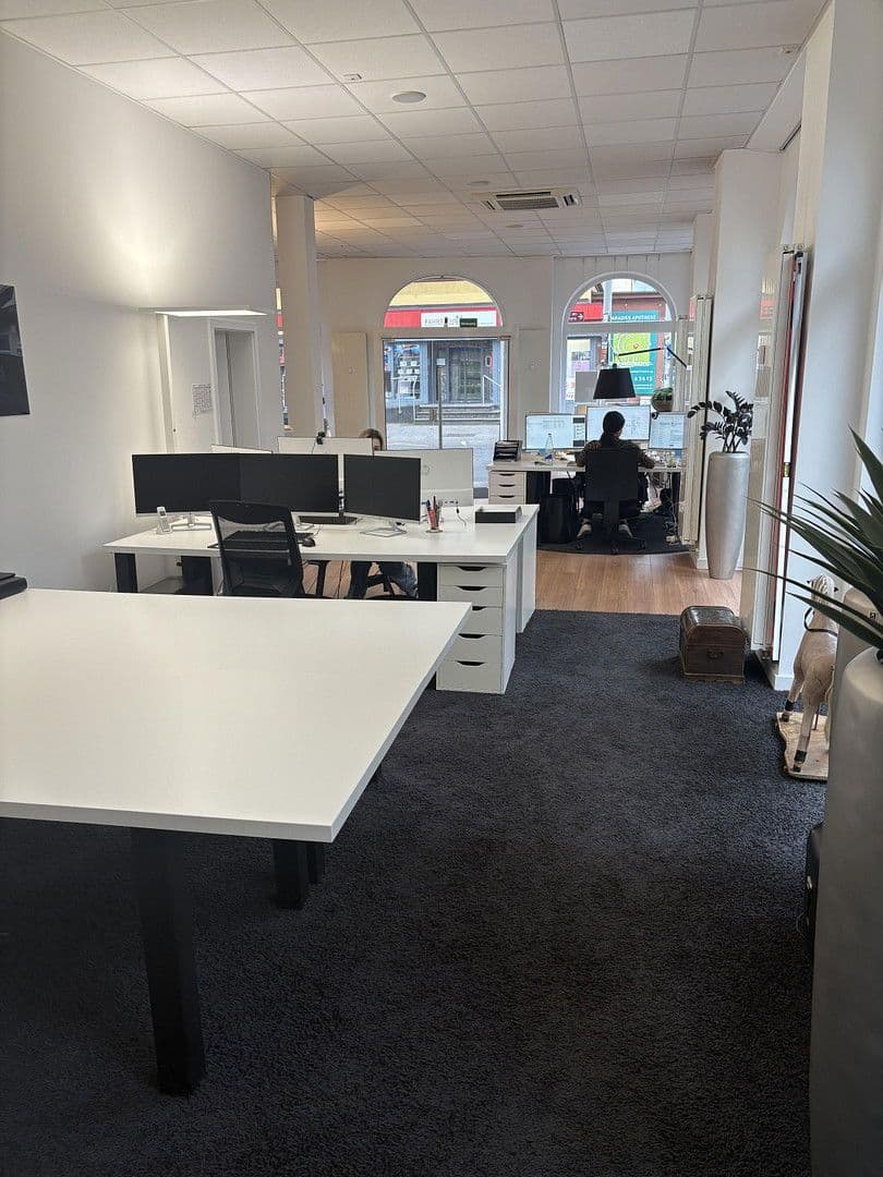 Pronájem nebytového prostoru 174 m², Bahnhofstrasse 41, Andernach, Porýní-Falc Pronájem nebytového prostoru 174 m², Bahnhofstrasse 41, Andernach, Porýní-Falc