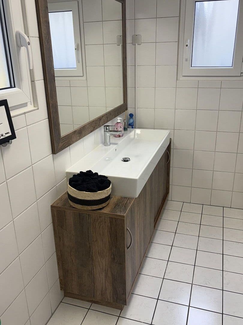 Pronájem nebytového prostoru 174 m², Bahnhofstrasse 41, Andernach, Porýní-Falc Pronájem nebytového prostoru 174 m², Bahnhofstrasse 41, Andernach, Porýní-Falc