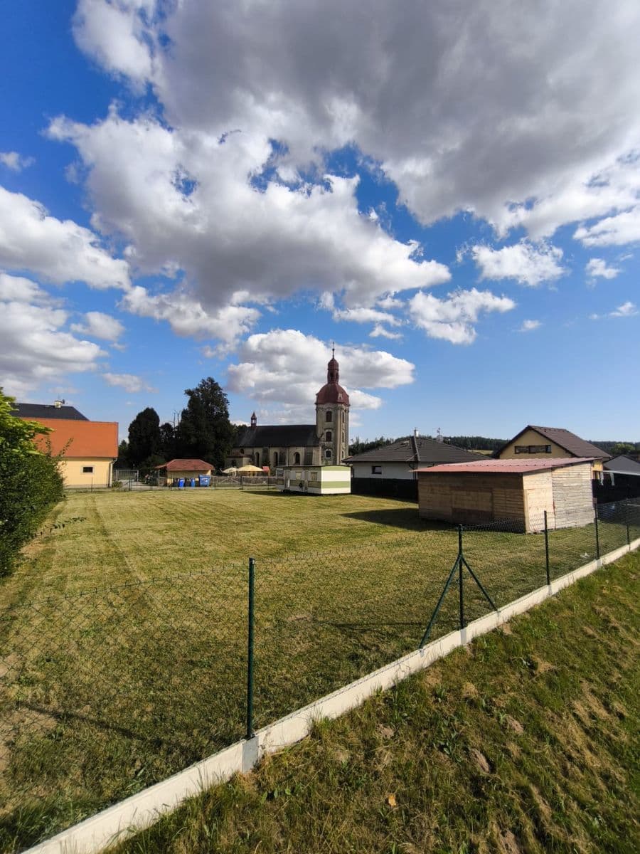 Prodej pozemku 752 m², Dubenec, Královéhradecký kraj Prodej pozemku 752 m², Dubenec, Královéhradecký kraj