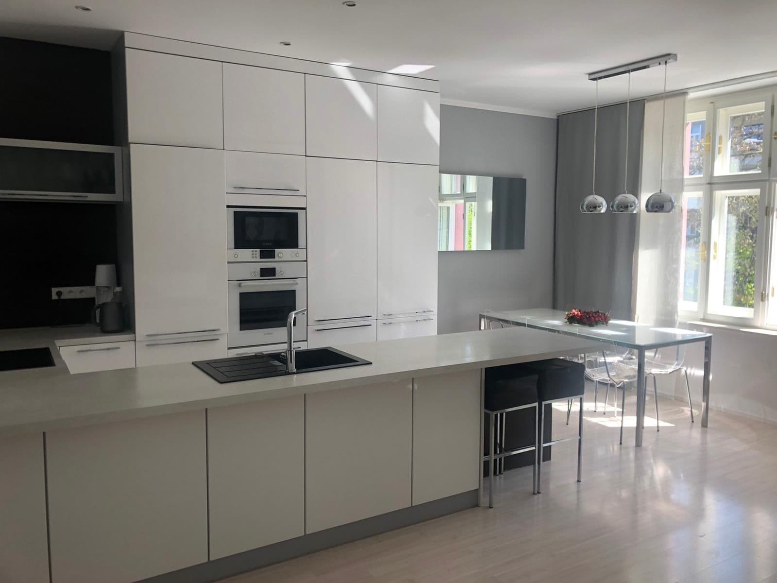 Pronájem bytu 3+kk 106 m², třída Karla IV., Hradec Králové, Královéhradecký kraj Pronájem bytu 3+kk 106 m², třída Karla IV., Hradec Králové, Královéhradecký kraj