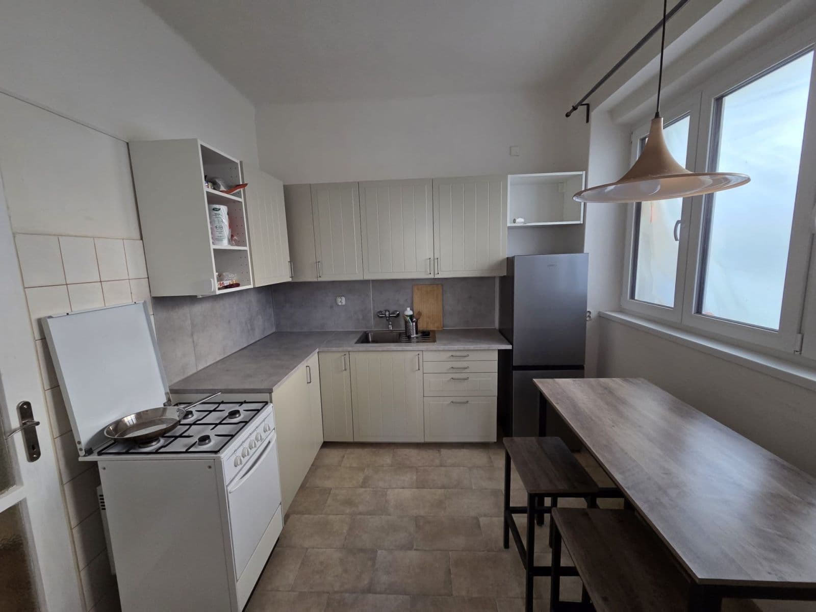Pronájem bytu 2+1 55 m², Bělohorská, Praha, Praha Pronájem bytu 2+1 55 m², Bělohorská, Praha, Praha