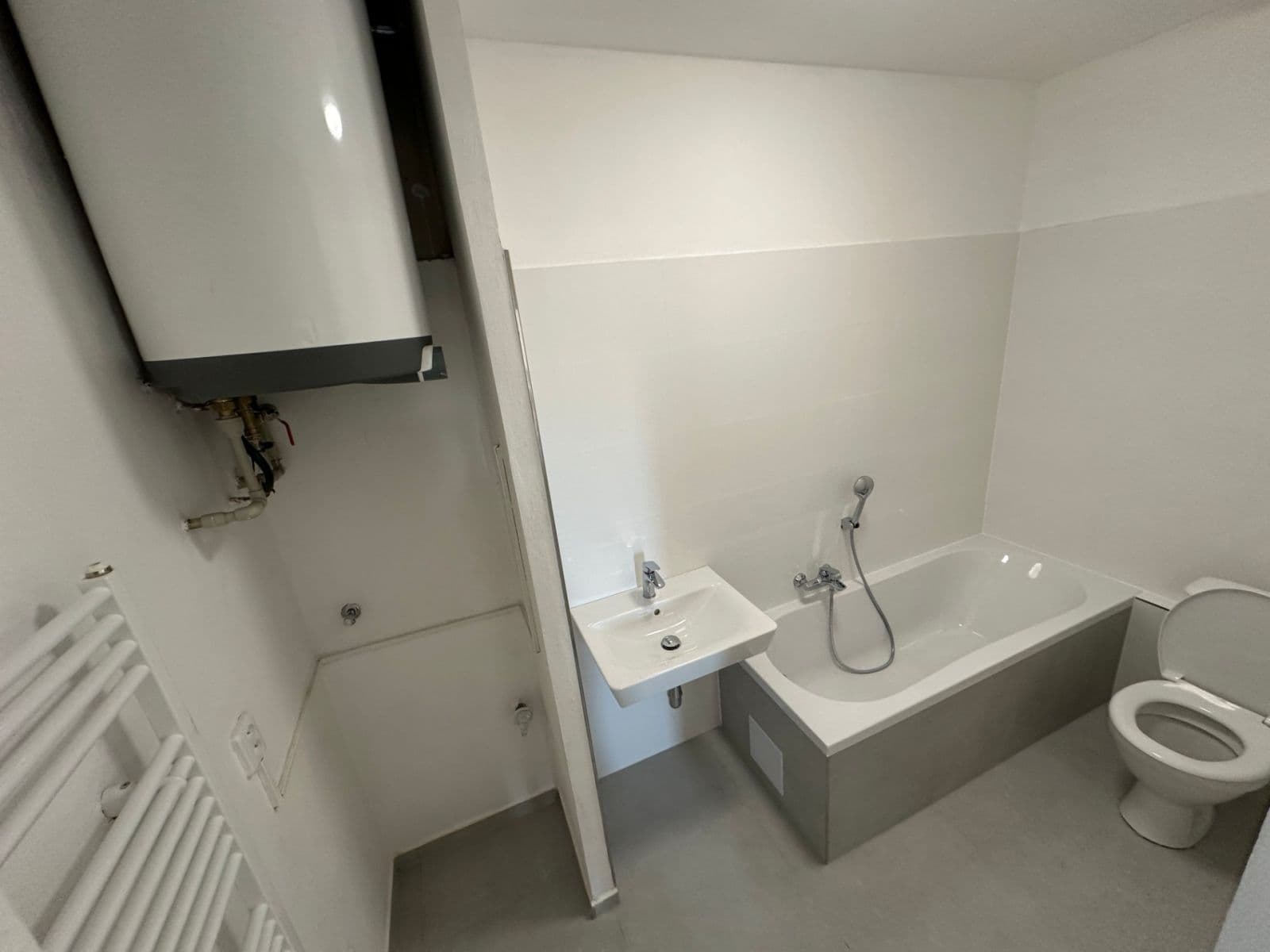 Pronájem bytu 3+1 83 m², Pod Labuťkou, Praha, Praha Pronájem bytu 3+1 83 m², Pod Labuťkou, Praha, Praha