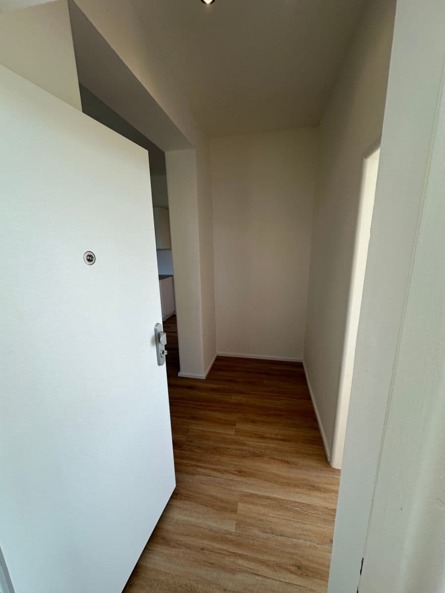 Pronájem bytu 3+1 83 m², Pod Labuťkou, Praha, Praha Pronájem bytu 3+1 83 m², Pod Labuťkou, Praha, Praha