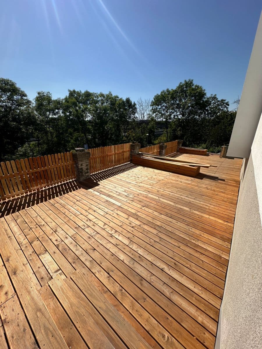 Pronájem bytu 3+1 83 m², Pod Labuťkou, Praha, Praha Pronájem bytu 3+1 83 m², Pod Labuťkou, Praha, Praha