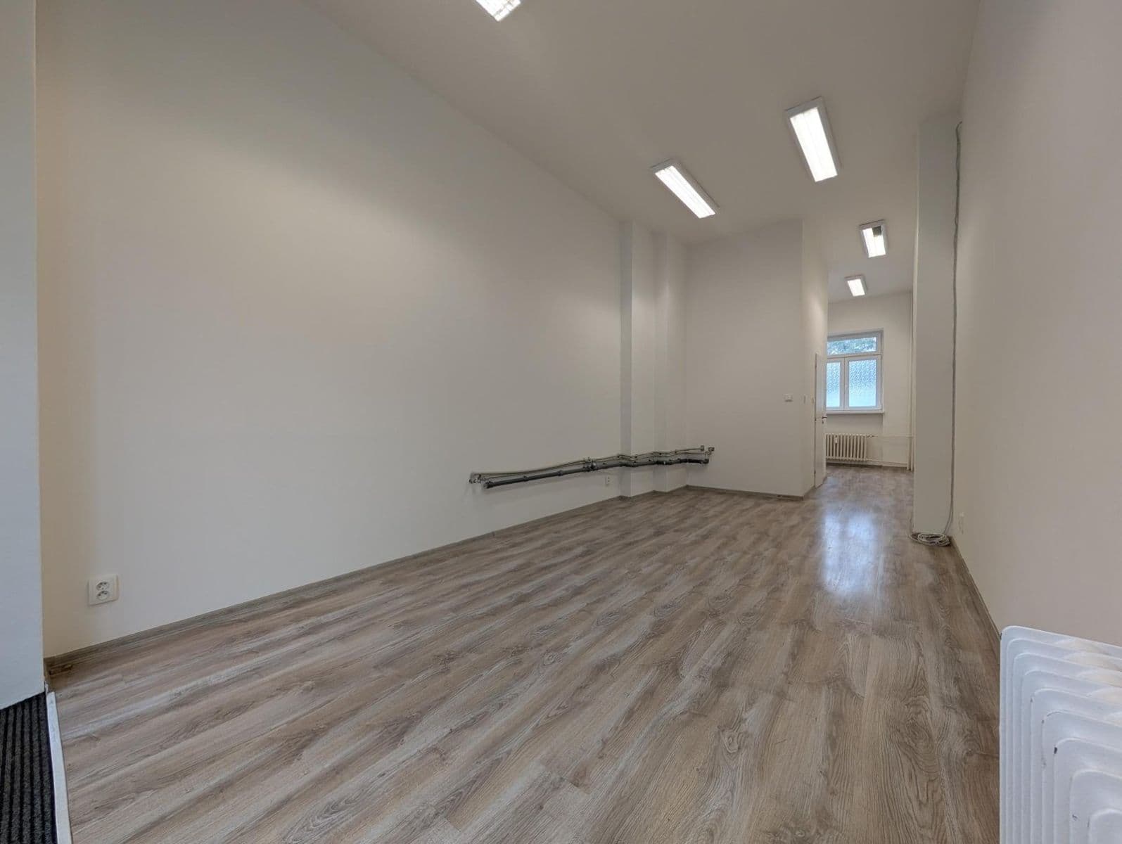 Pronájem nebytového prostoru 35 m², tř. Osvobození, Karviná, Moravskoslezský kraj Pronájem nebytového prostoru 35 m², tř. Osvobození, Karviná, Moravskoslezský kraj
