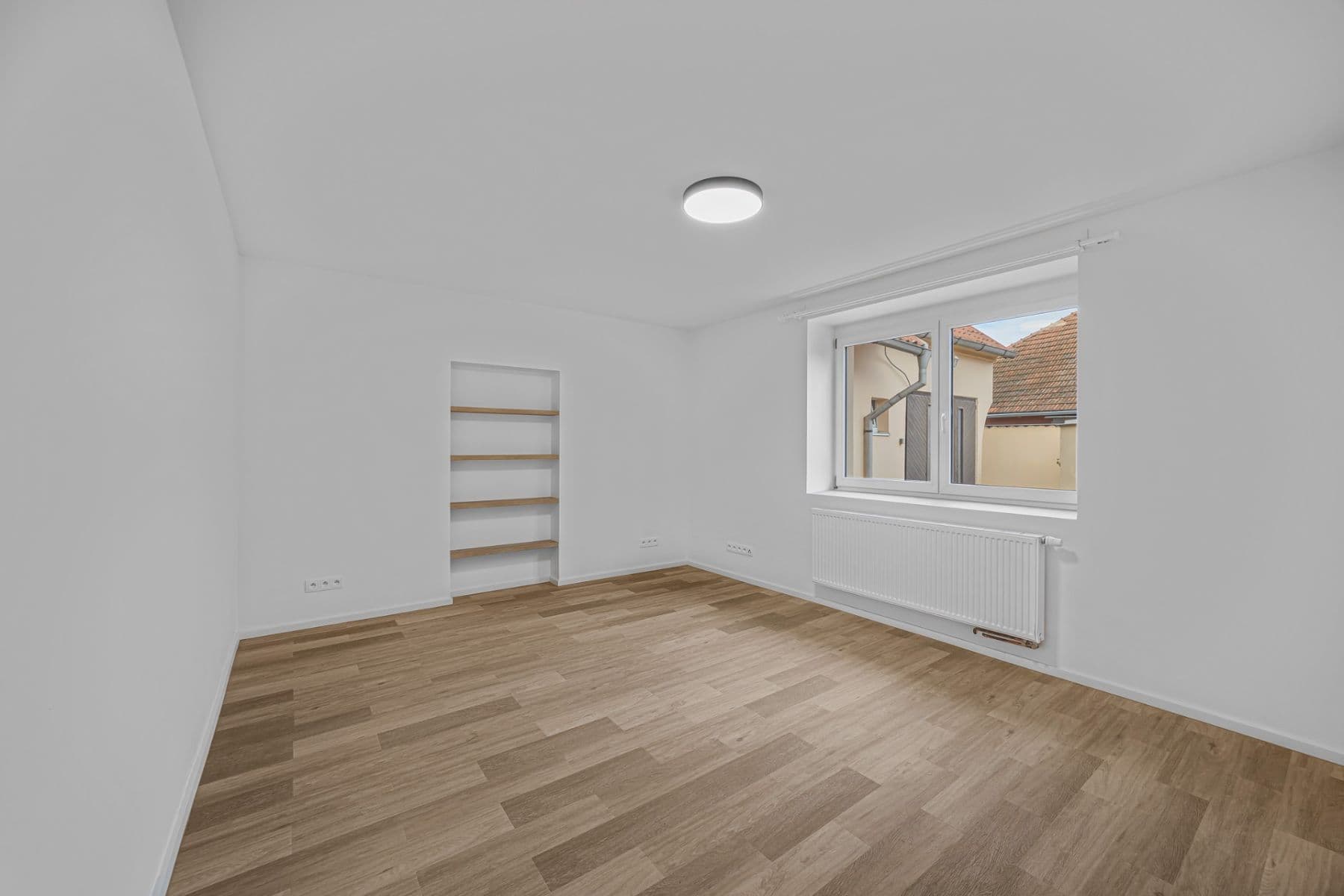 Pronájem bytu 2+kk 40 m², Českolipská, Mělník, Středočeský kraj Pronájem bytu 2+kk 40 m², Českolipská, Mělník, Středočeský kraj