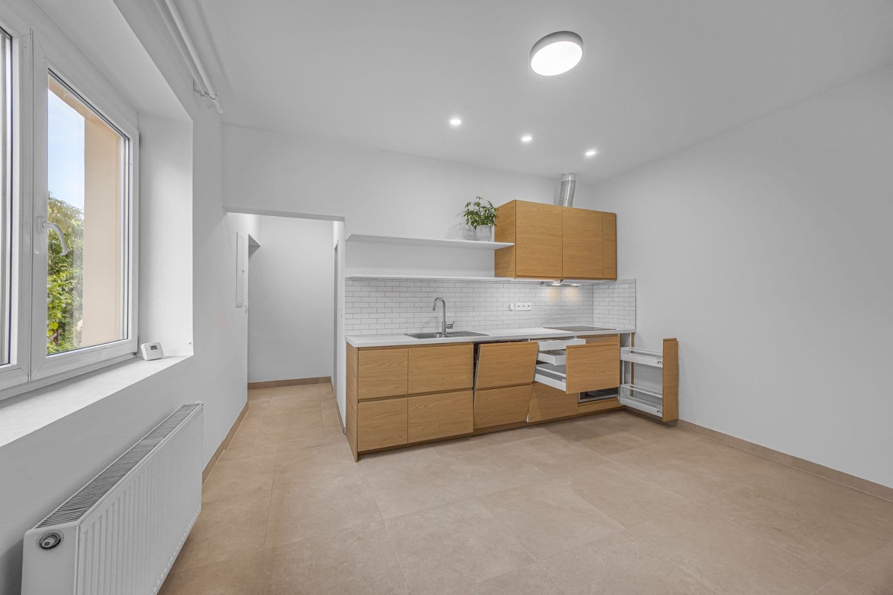 Pronájem bytu 2+kk 40 m², Českolipská, Mělník, Středočeský kraj Pronájem bytu 2+kk 40 m², Českolipská, Mělník, Středočeský kraj