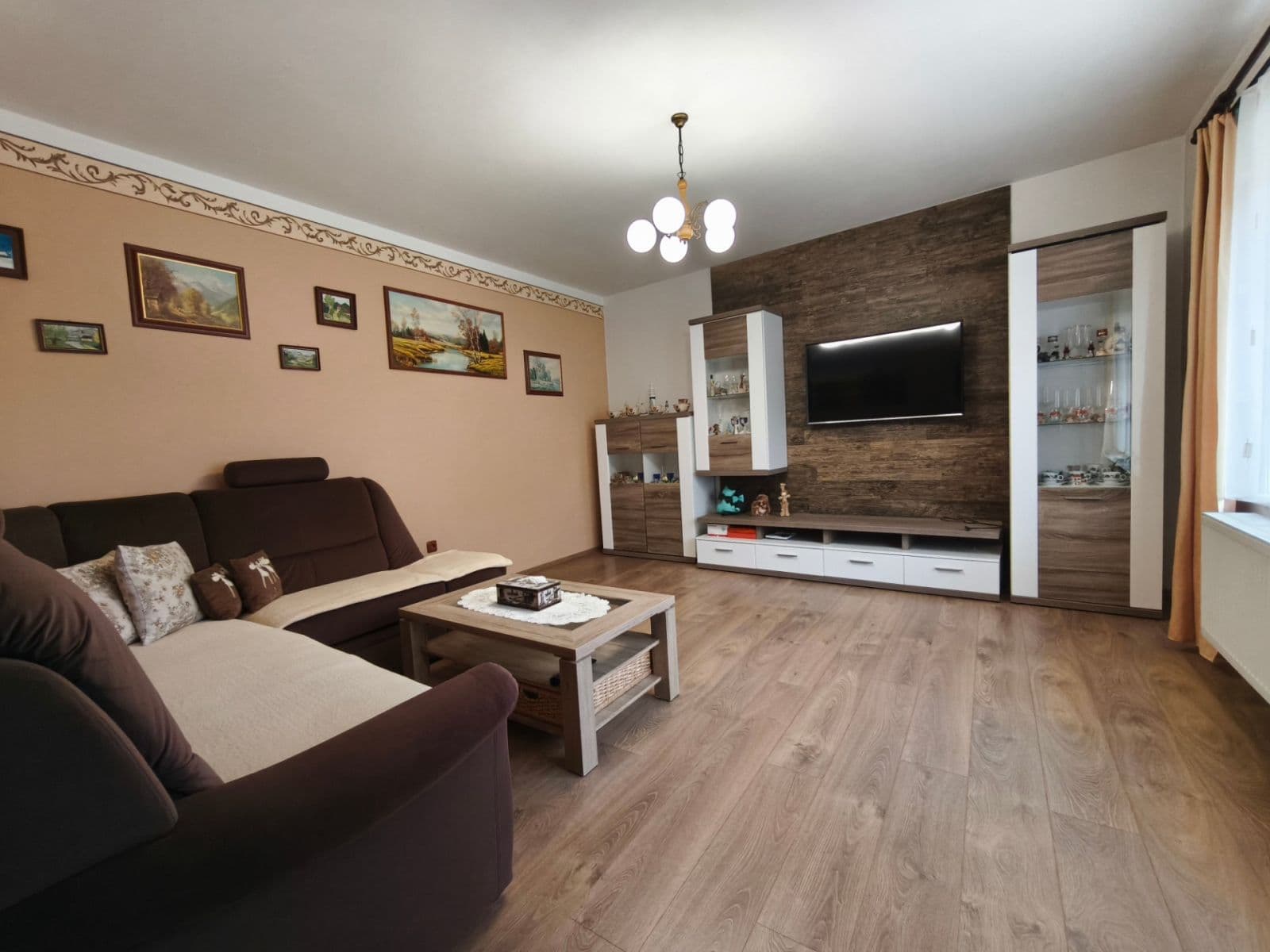 Prodej domu 108 m², pozemek 250 m², Tuřany, Středočeský kraj Prodej domu 108 m², pozemek 250 m², Tuřany, Středočeský kraj