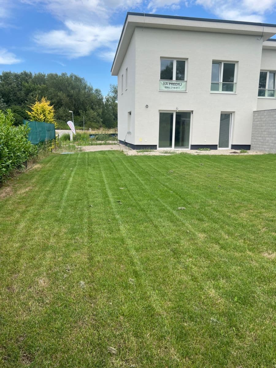 Prodej domu 142 m², pozemek 385 m², Vojka nad Dunajom, Trnavský kraj Prodej domu 142 m², pozemek 385 m², Vojka nad Dunajom, Trnavský kraj