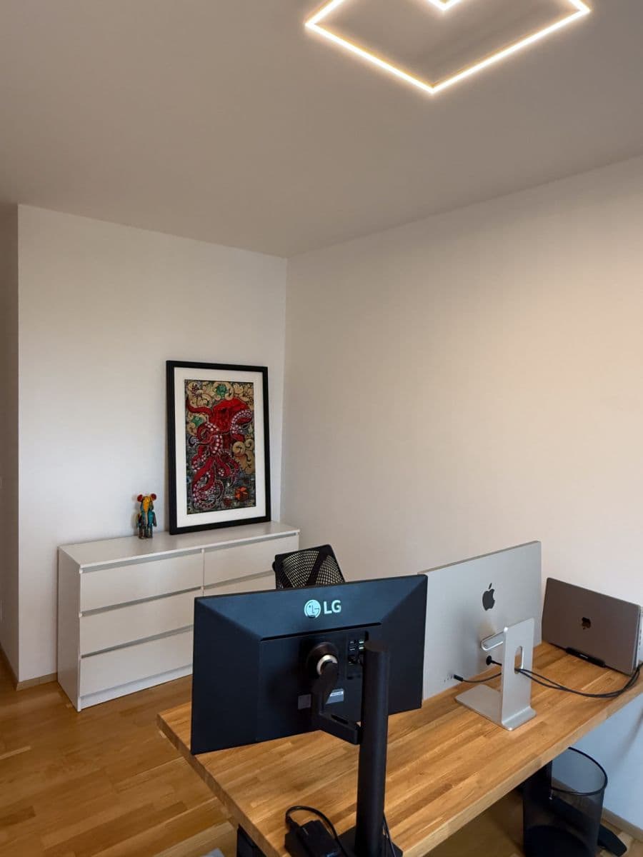 Pronájem bytu 3+kk 85 m², Nekvasilova, Praha, Praha Pronájem bytu 3+kk 85 m², Nekvasilova, Praha, Praha