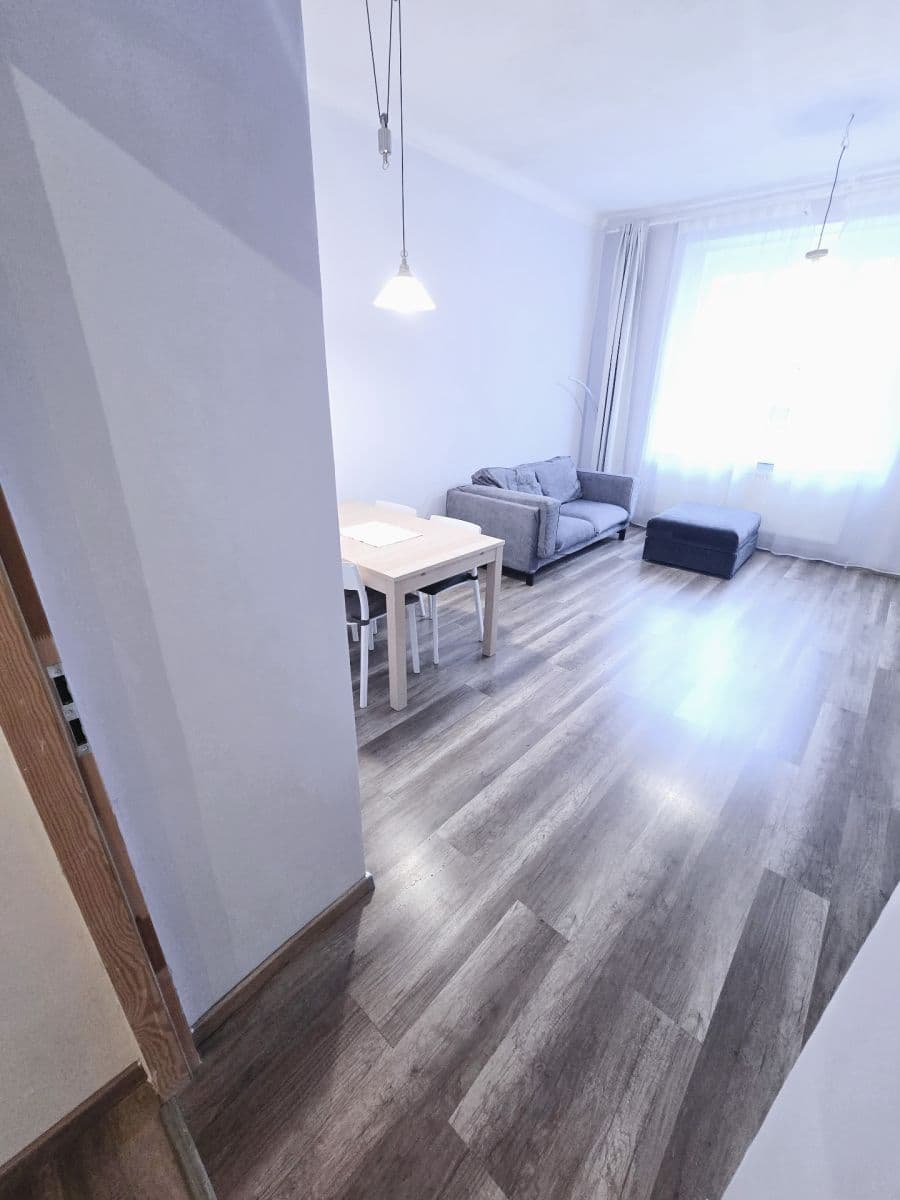 Prodej bytu 2+1 57 m², U Průhonu, Praha, Praha Prodej bytu 2+1 57 m², U Průhonu, Praha, Praha