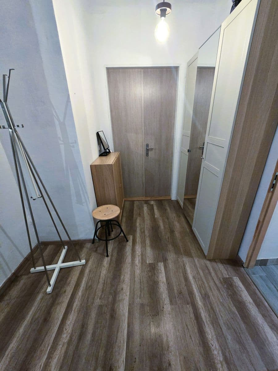 Prodej bytu 2+1 57 m², U Průhonu, Praha, Praha Prodej bytu 2+1 57 m², U Průhonu, Praha, Praha