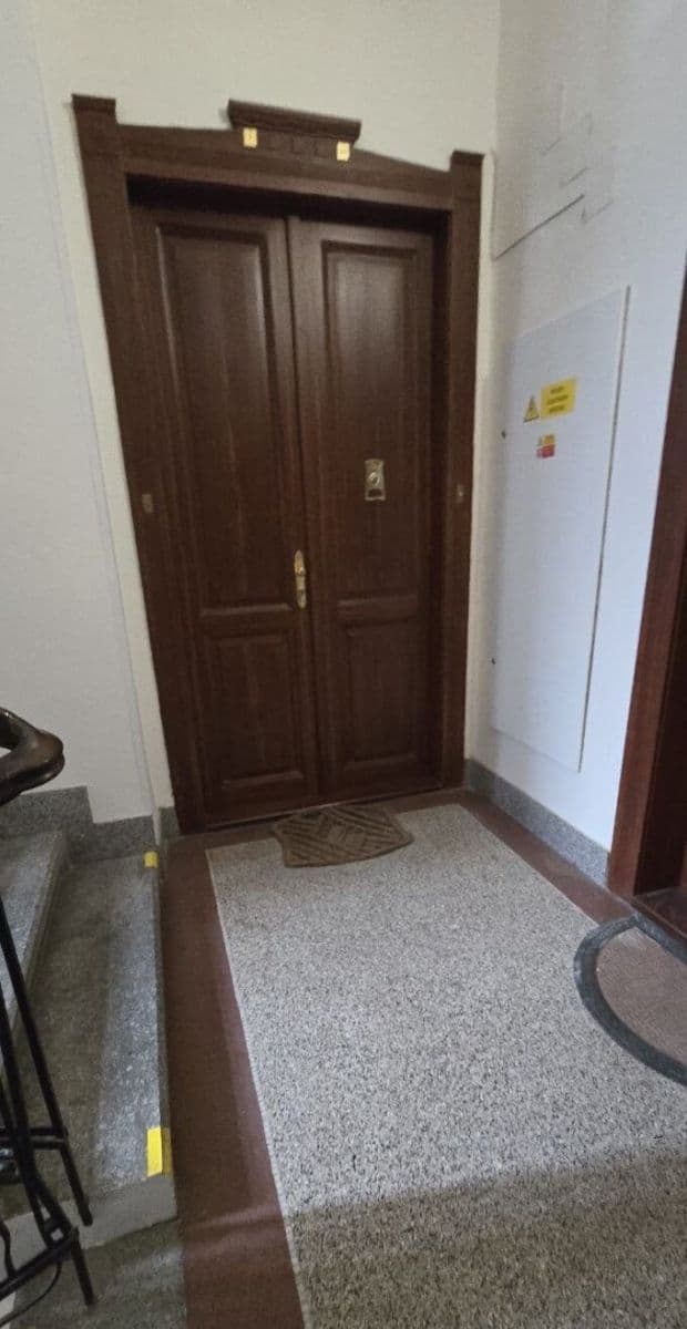 Prodej bytu 2+1 57 m², U Průhonu, Praha, Praha Prodej bytu 2+1 57 m², U Průhonu, Praha, Praha