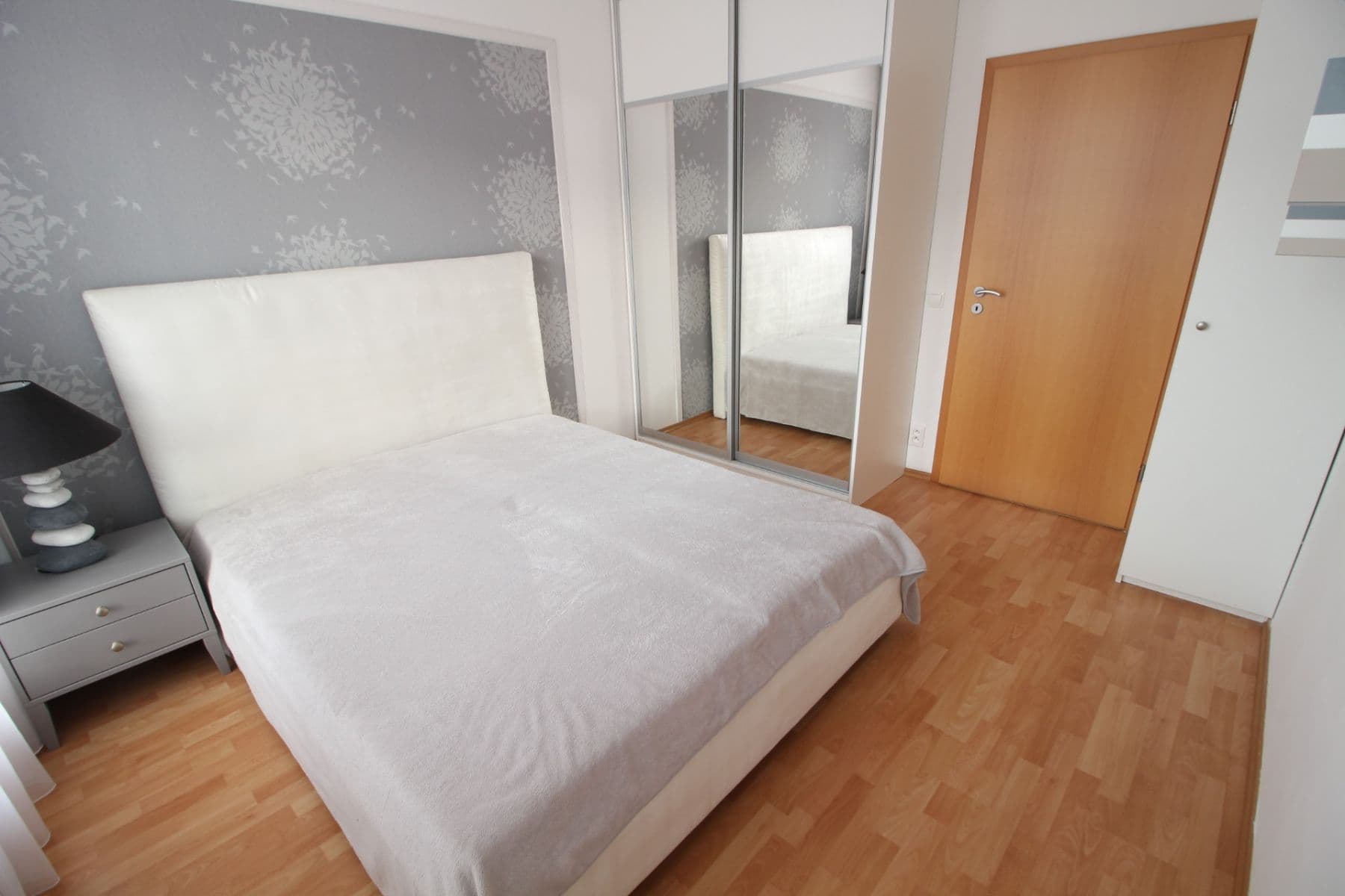 Pronájem bytu 2+kk 39 m², Václava Rady, Praha, Praha Pronájem bytu 2+kk 39 m², Václava Rady, Praha, Praha