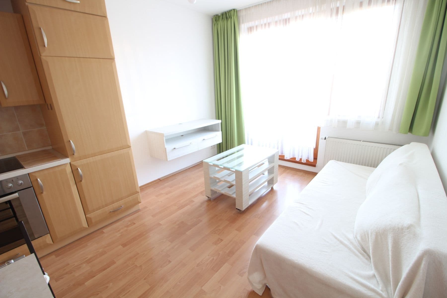 Pronájem bytu 2+kk 39 m², Václava Rady, Praha, Praha Pronájem bytu 2+kk 39 m², Václava Rady, Praha, Praha