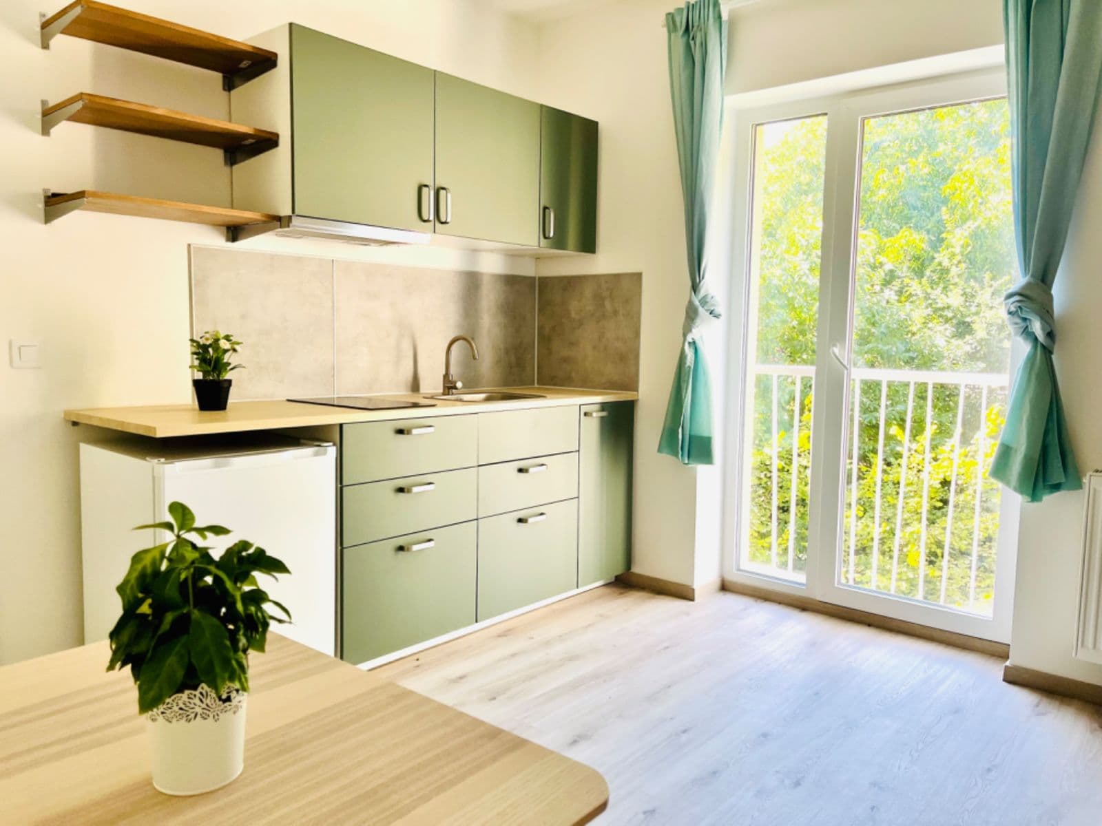 Pronájem bytu 1+kk 22 m², V Kněžívce, Tuchoměřice, Středočeský kraj Pronájem bytu 1+kk 22 m², V Kněžívce, Tuchoměřice, Středočeský kraj