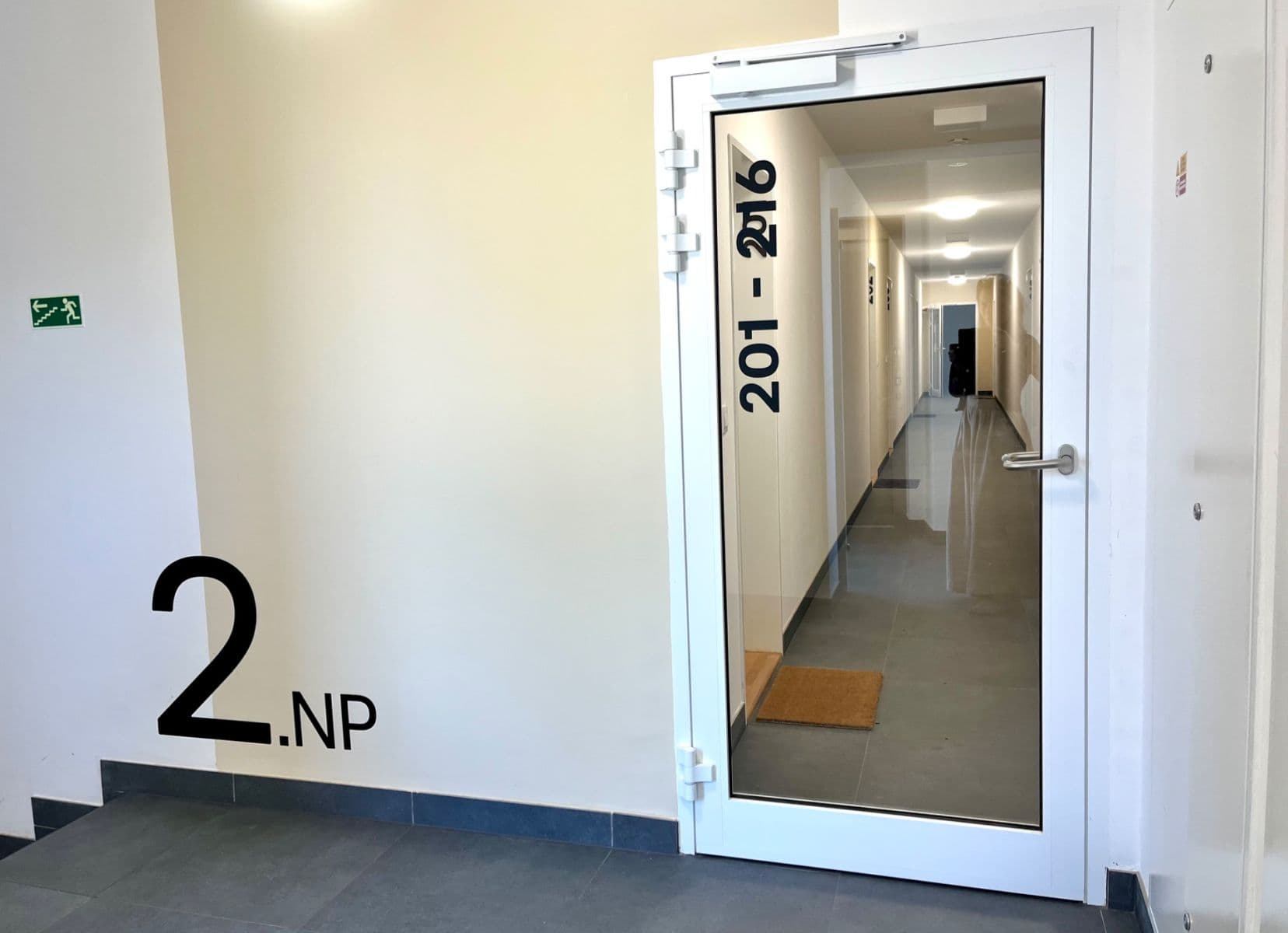 Pronájem bytu 1+kk 22 m², V Kněžívce, Tuchoměřice, Středočeský kraj Pronájem bytu 1+kk 22 m², V Kněžívce, Tuchoměřice, Středočeský kraj