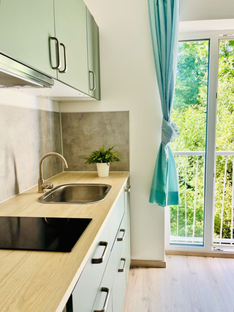 Pronájem bytu 1+kk 22 m², V Kněžívce, Tuchoměřice, Středočeský kraj Pronájem bytu 1+kk 22 m², V Kněžívce, Tuchoměřice, Středočeský kraj
