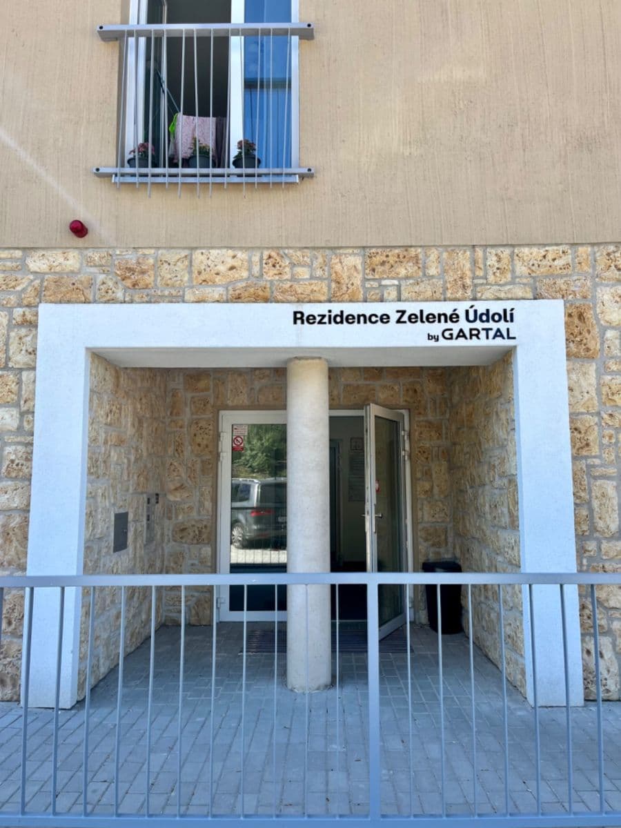 Pronájem bytu 1+kk 22 m², V Kněžívce, Tuchoměřice, Středočeský kraj Pronájem bytu 1+kk 22 m², V Kněžívce, Tuchoměřice, Středočeský kraj