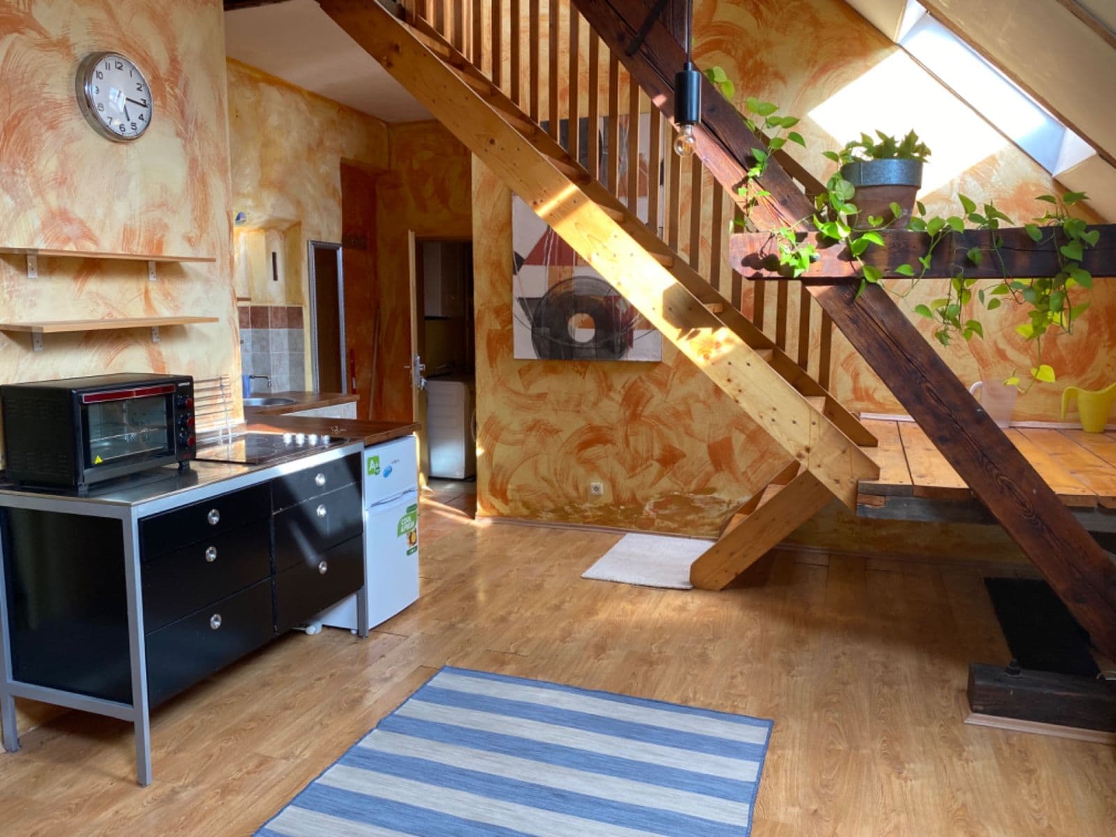 Pronájem bytu 2+1 55 m², Lehockého, Bratislava - mestská časť Staré Mesto, Bratislavský kraj Pronájem bytu 2+1 55 m², Lehockého, Bratislava - mestská časť Staré Mesto, Bratislavský kraj