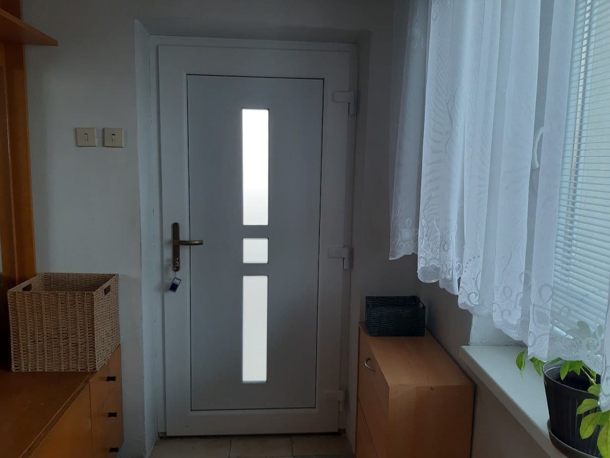 Prodej domu 354 m², pozemek 752 m², Slnečné námestie, Trenčín, Trenčiansky kraj Prodej domu 354 m², pozemek 752 m², Slnečné námestie, Trenčín, Trenčiansky kraj