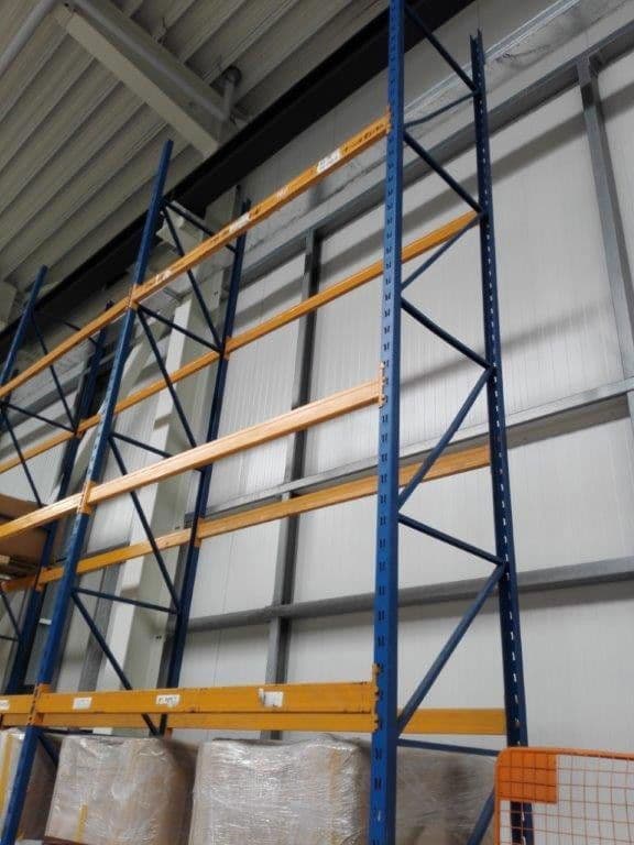 Pronájem nebytového prostoru 2.208 m², Burbach, Severní Porýní-Vestfálsko Pronájem nebytového prostoru 2.208 m², Burbach, Severní Porýní-Vestfálsko