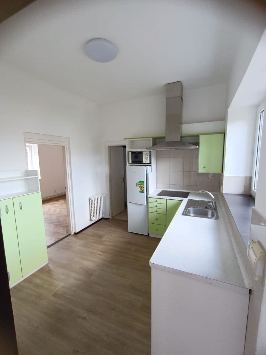 Pronájem bytu 1+1 32 m², Kučerové, Praha, Praha Pronájem bytu 1+1 32 m², Kučerové, Praha, Praha