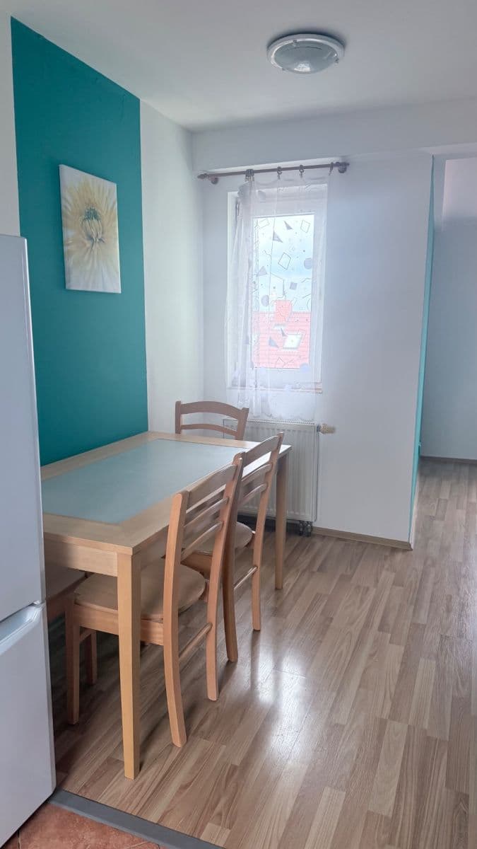 Pronájem bytu 3+kk 65 m², Dr. Marodyho, Praha, Praha Pronájem bytu 3+kk 65 m², Dr. Marodyho, Praha, Praha