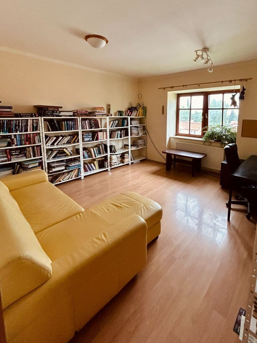 Prodej domu 207 m², pozemek 4.339 m², Černuc, Středočeský kraj Prodej domu 207 m², pozemek 4.339 m², Černuc, Středočeský kraj