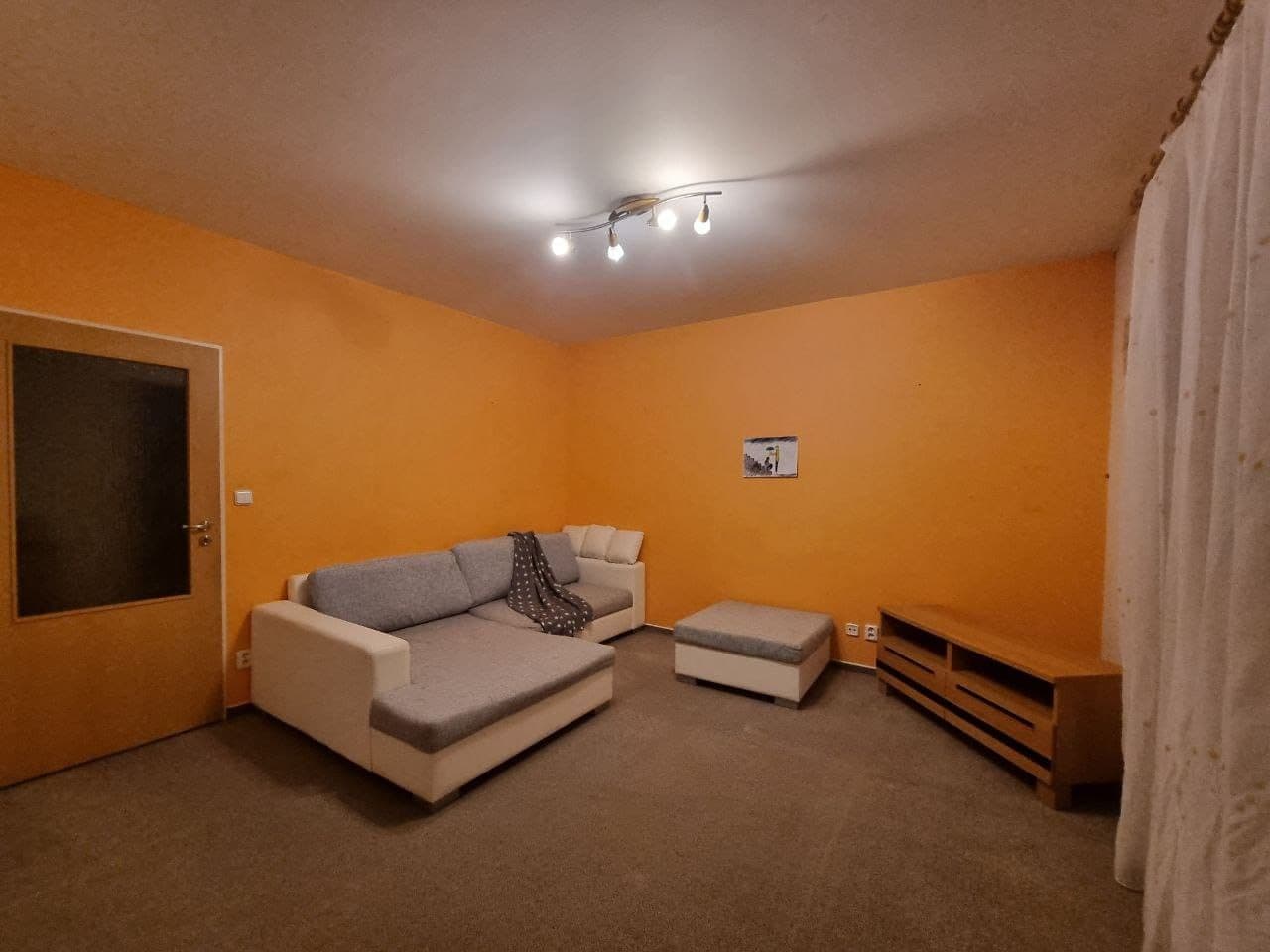 Pronájem bytu 2+kk 49 m², Nad Údolím, Husinec, Středočeský kraj Pronájem bytu 2+kk 49 m², Nad Údolím, Husinec, Středočeský kraj