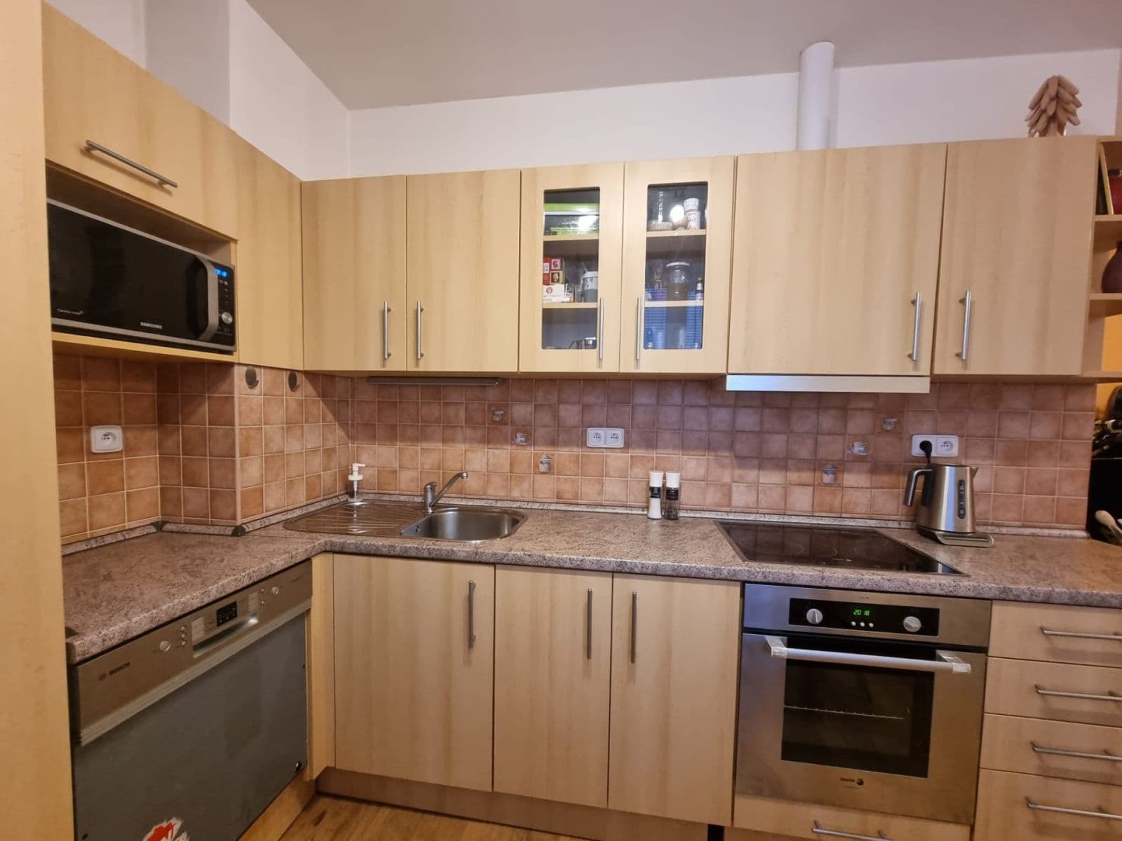 Pronájem bytu 2+kk 49 m², Nad Údolím, Husinec, Středočeský kraj Pronájem bytu 2+kk 49 m², Nad Údolím, Husinec, Středočeský kraj