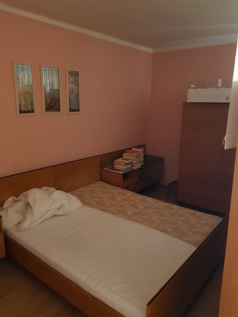 Pronájem bytu 1+1 50 m², Jednoty, Sokolov, Karlovarský kraj Pronájem bytu 1+1 50 m², Jednoty, Sokolov, Karlovarský kraj