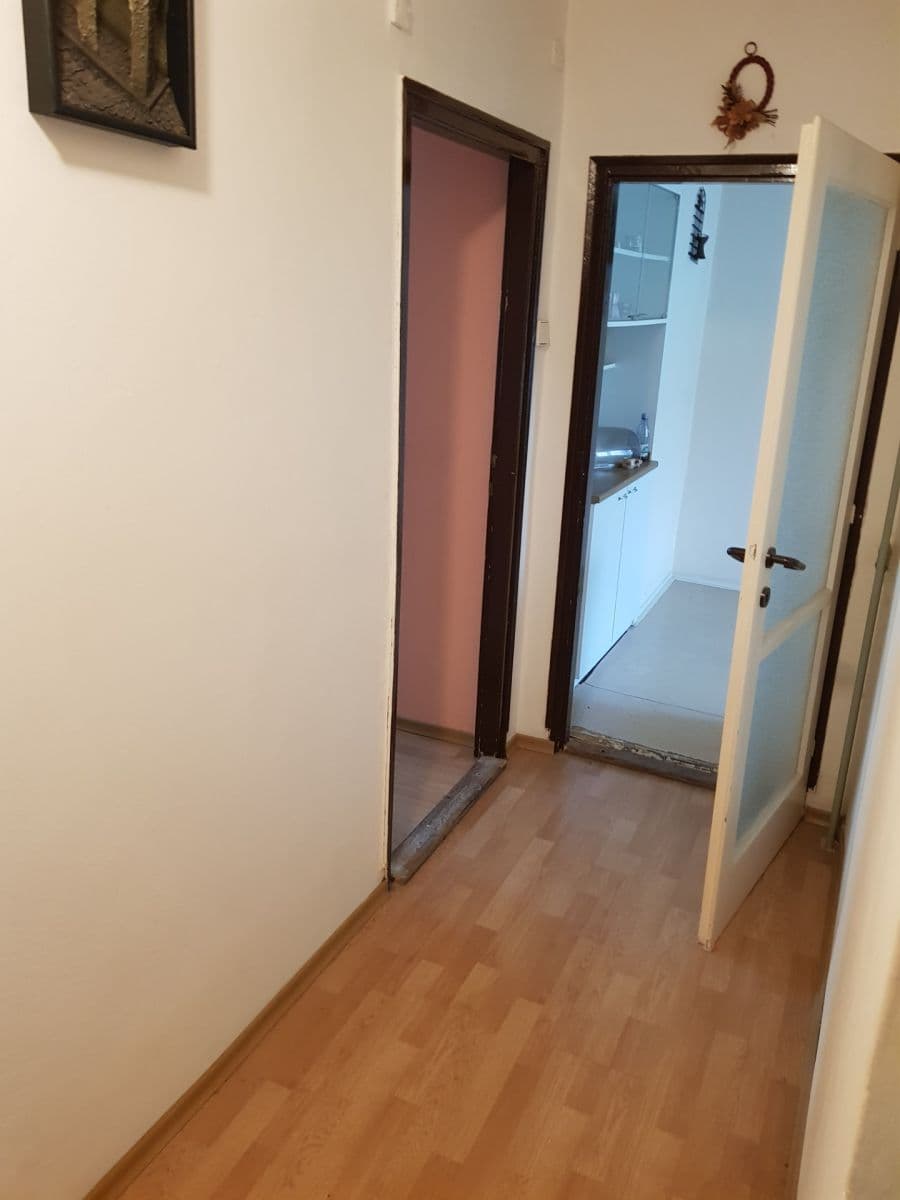 Pronájem bytu 1+1 50 m², Jednoty, Sokolov, Karlovarský kraj Pronájem bytu 1+1 50 m², Jednoty, Sokolov, Karlovarský kraj