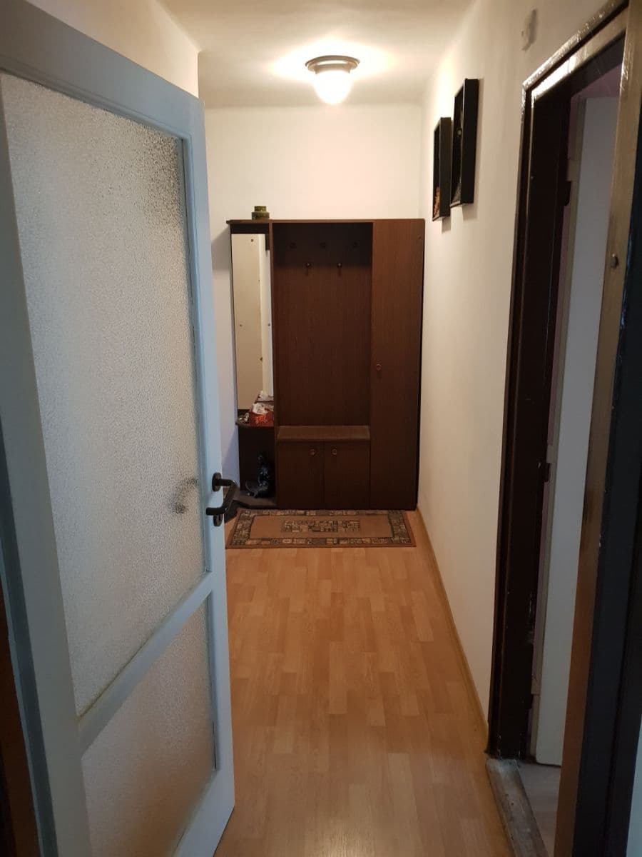 Pronájem bytu 1+1 50 m², Jednoty, Sokolov, Karlovarský kraj Pronájem bytu 1+1 50 m², Jednoty, Sokolov, Karlovarský kraj