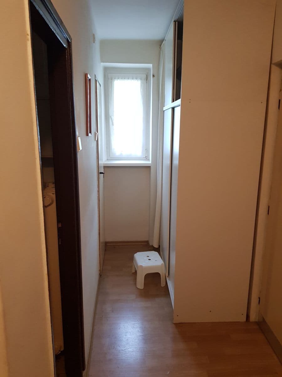 Pronájem bytu 1+1 50 m², Jednoty, Sokolov, Karlovarský kraj Pronájem bytu 1+1 50 m², Jednoty, Sokolov, Karlovarský kraj