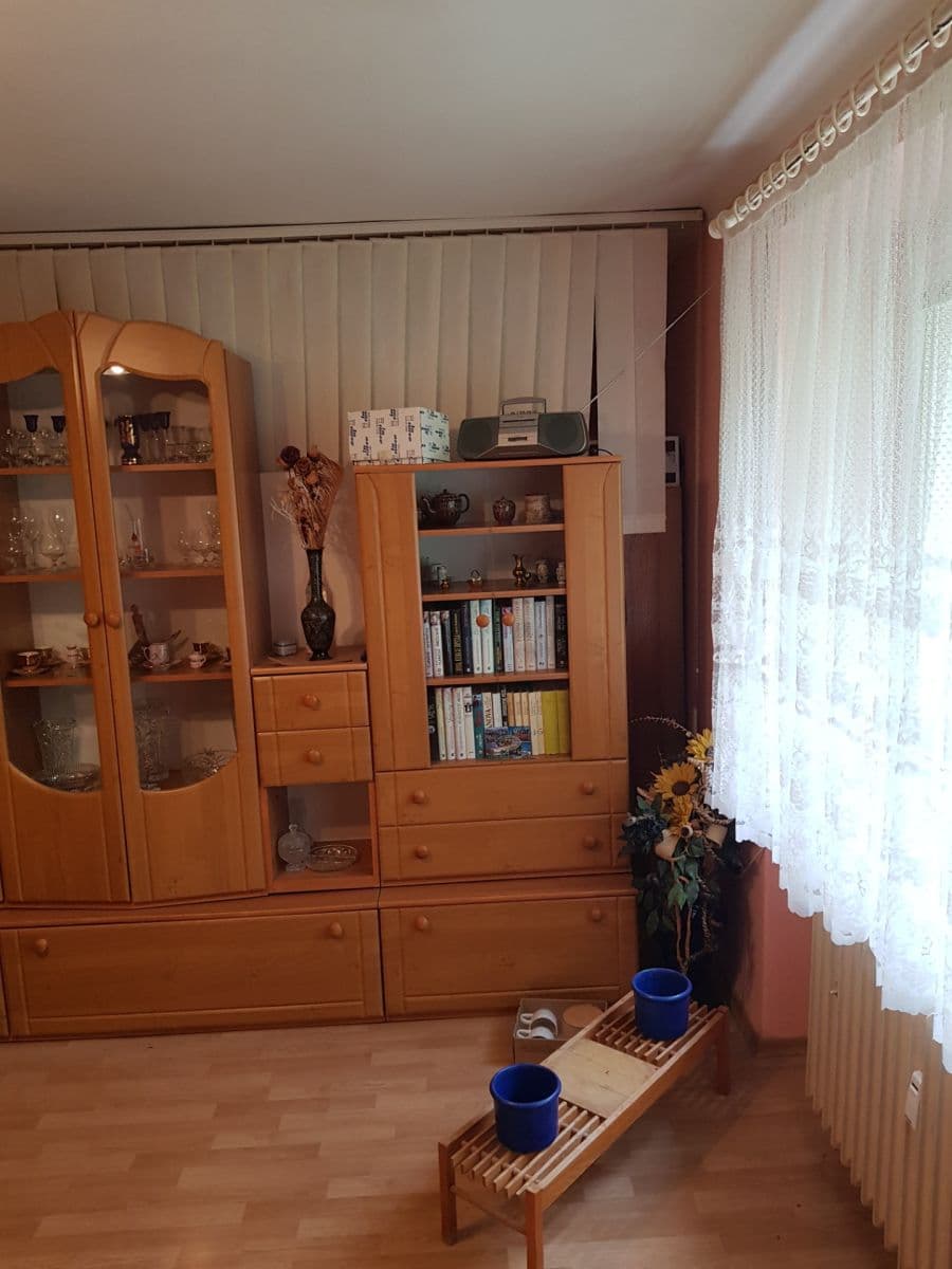 Pronájem bytu 1+1 50 m², Jednoty, Sokolov, Karlovarský kraj Pronájem bytu 1+1 50 m², Jednoty, Sokolov, Karlovarský kraj