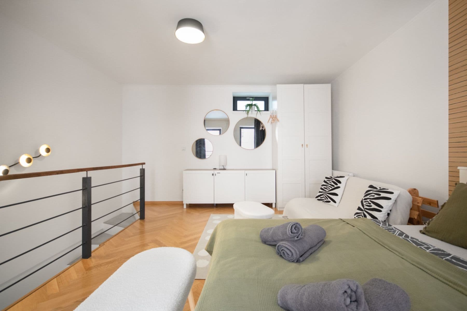 Pronájem bytu 2+kk 46 m², Pernerova, Praha, Praha Pronájem bytu 2+kk 46 m², Pernerova, Praha, Praha
