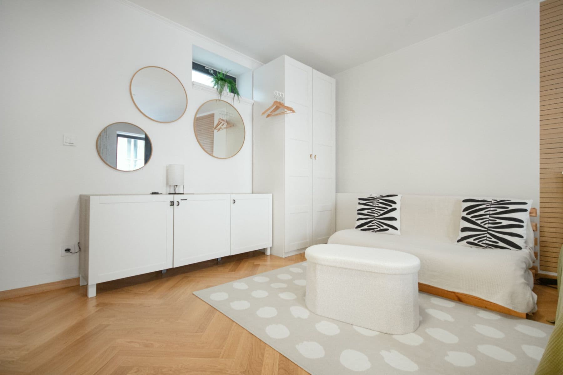 Pronájem bytu 2+kk 46 m², Pernerova, Praha, Praha Pronájem bytu 2+kk 46 m², Pernerova, Praha, Praha