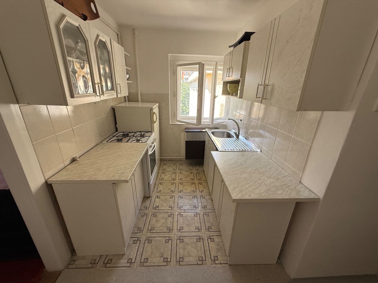 Pronájem bytu 1+kk 41 m², Kostelní, Praha, Praha Pronájem bytu 1+kk 41 m², Kostelní, Praha, Praha