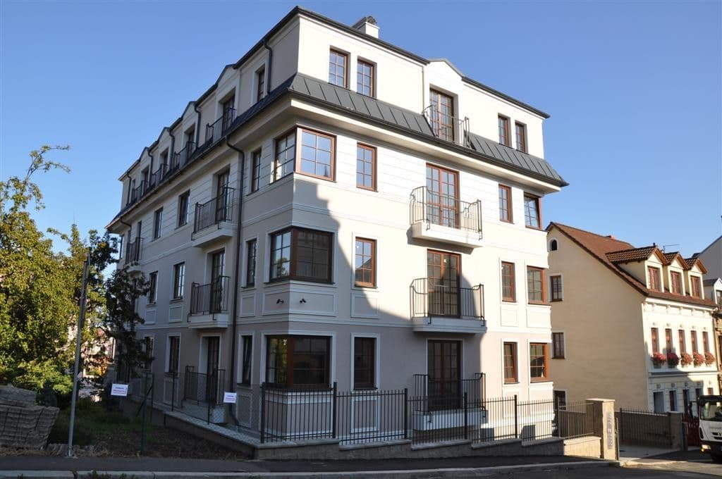 Prodej domu 1.336 m², pozemek 276 m², Rumunská, Karlovy Vary, Karlovarský kraj Prodej domu 1.336 m², pozemek 276 m², Rumunská, Karlovy Vary, Karlovarský kraj